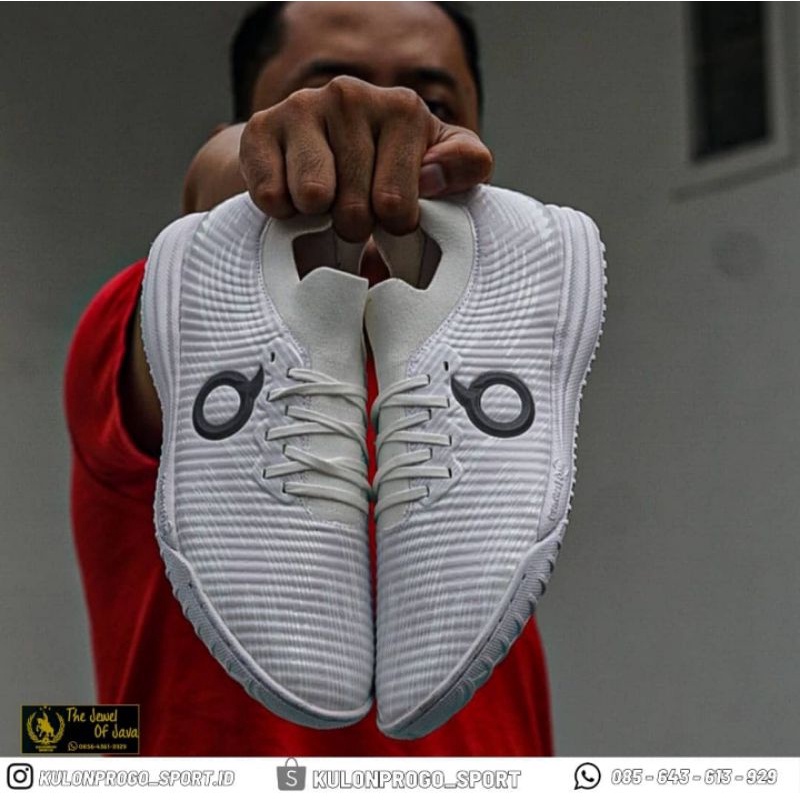 ORTUSEIGHT CATALYST QUIVER IN (all white)