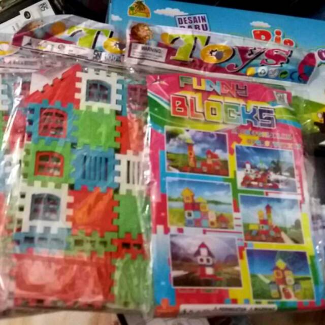 Lego bongkar pasang rumah-rumahan