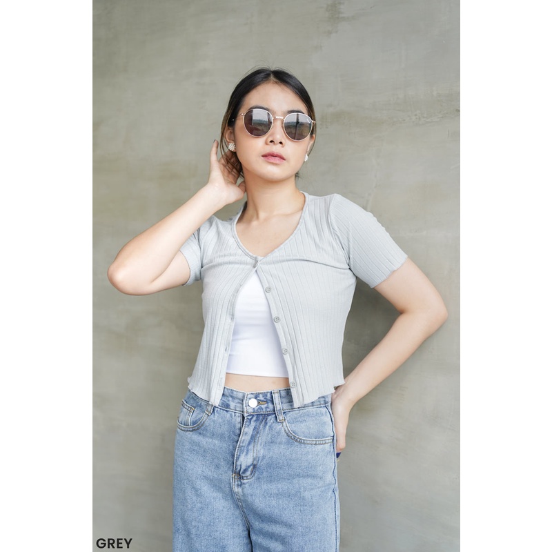 Amarilis Knit Crop Top Atasan Wanita Blouse