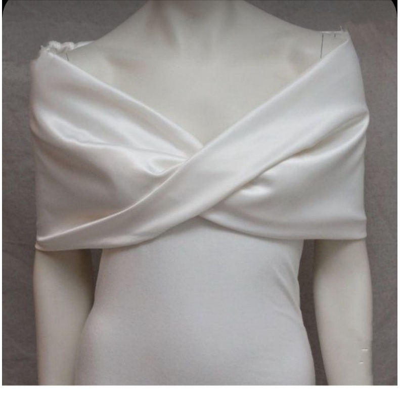 shawl cape wedding simpul velvet / cape dress