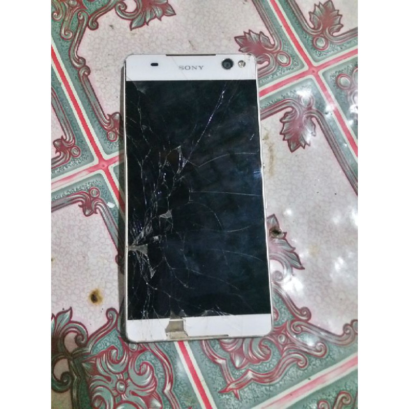 BAHAN   SONY Experia C5 ultra