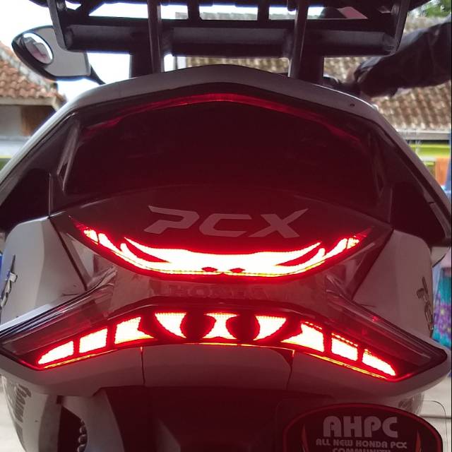  Stiker  stoplamp Cobra PCX update tulisan  pcx geser 