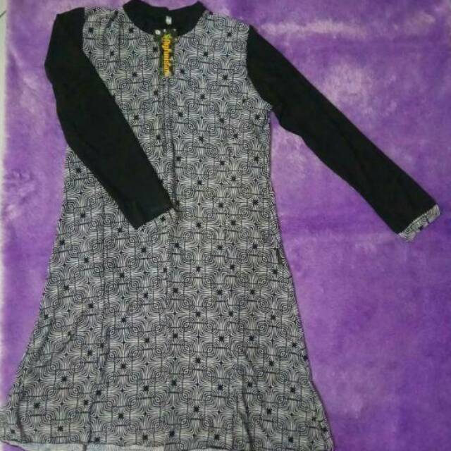 Baju renang muslimah merk aghnisan ukuran L real picture kondisi baru