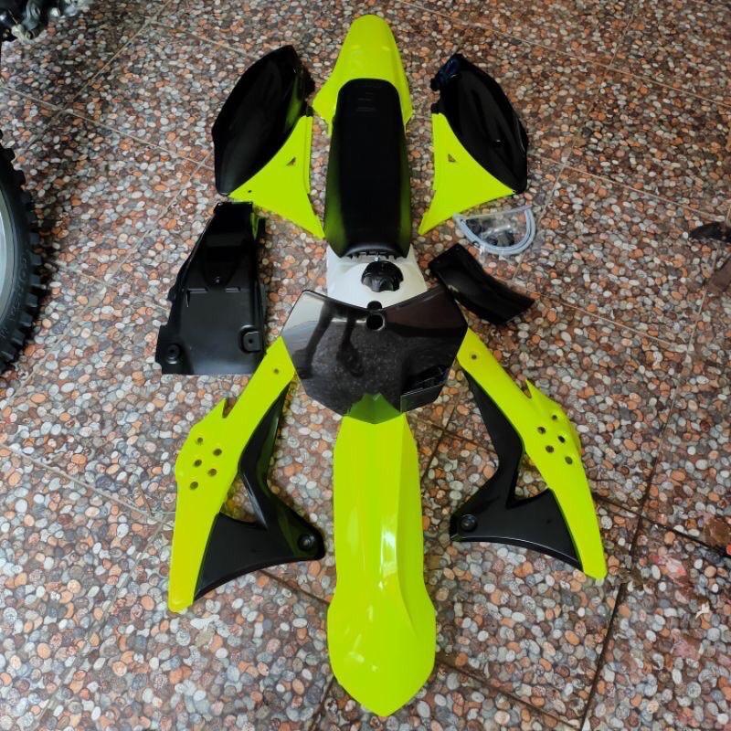 BODY SET GORDON PNP KLX 150 FLOU BIRU TLD
