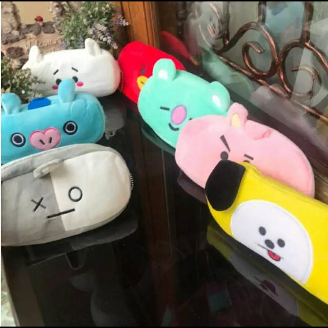 

Kotak pensil BT21 kain