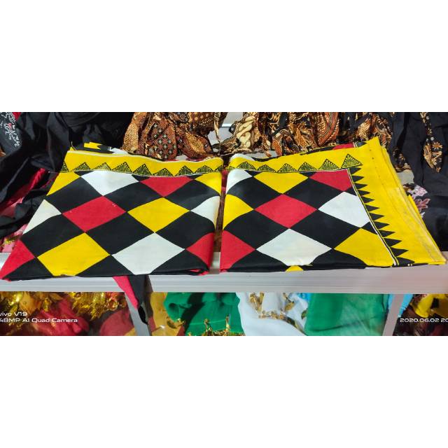 Jarik bali 4 warna utuh / jarik celeng / celeng / barongan / reog / kuda lumping / pecut bopo / kendang