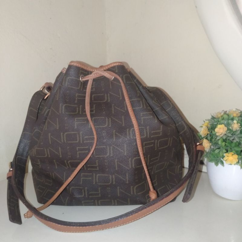TAS PRELOVED BRAND FION / TAS MONJA SERUT BRAND FION / TAS SEKEN BRAN FION