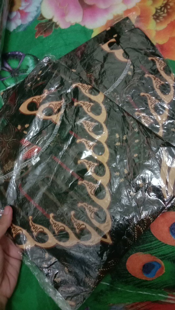 Batik Couple Keluarga Sania Ruffle Ori Ndoro Jowi Dnt Motif Kupu Kuning