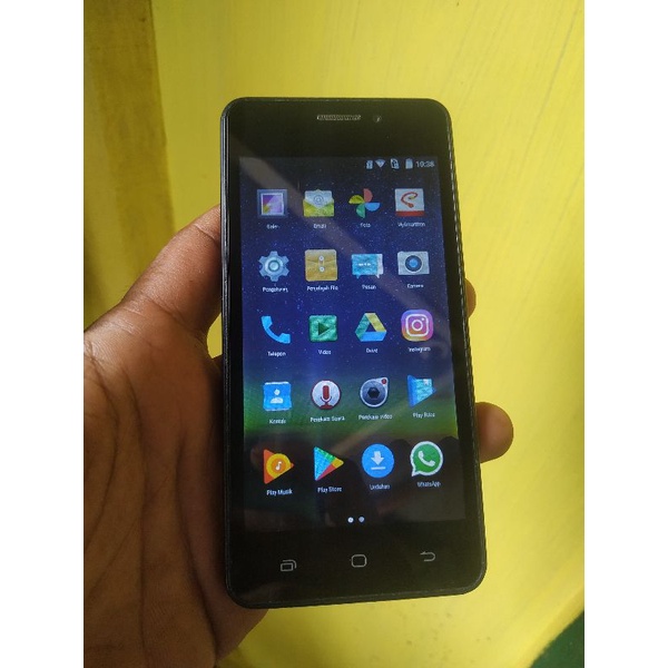 Samrtfren Andromax A 4G Ram 1/8gb