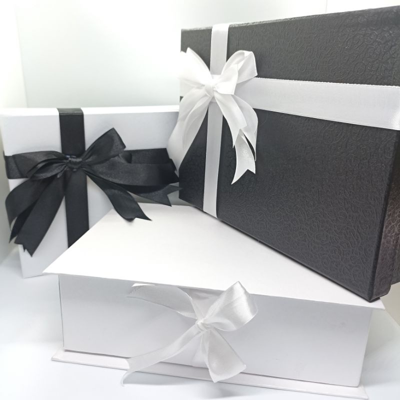 

Yeay - Gift Box | Kotak Kado | Box Package | Box Hampers | Set Packing
