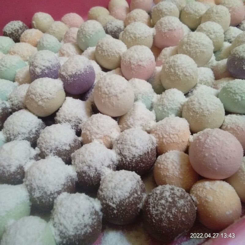 

BOLA SUSU RAINBOW PREMIUM 1KG