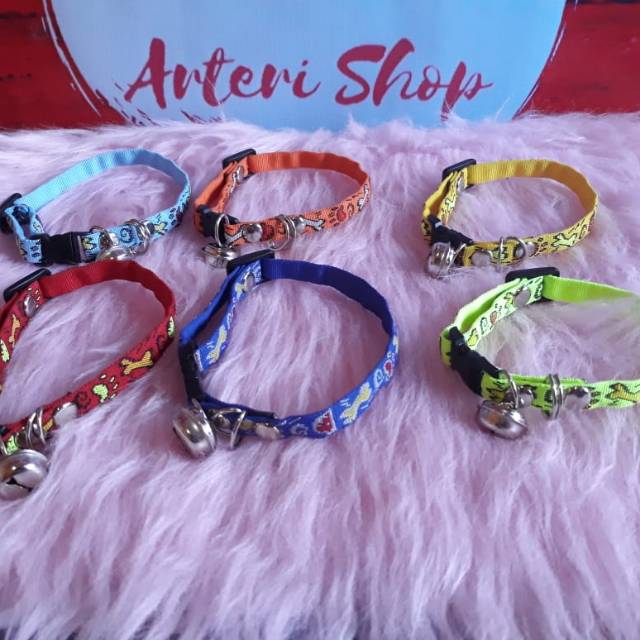 Kalung Kucing Bandul Motif Tulang