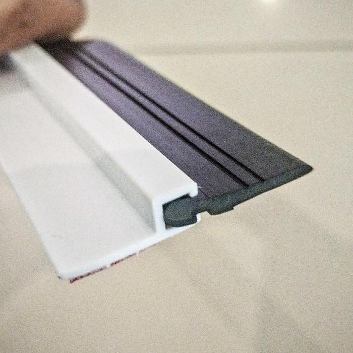 Lis Bawah Pintu Karet Penutup Celah Pintu Rumah Aluminium