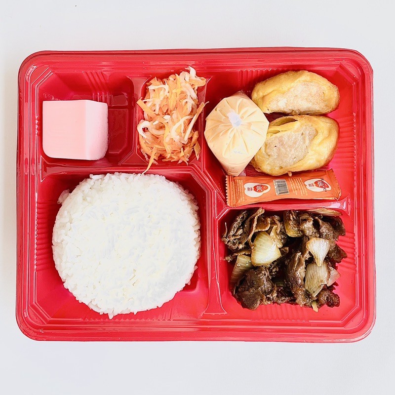 

Nasi Bento/Paket Catering Nasi bento+Beef Teriyaki+Chiken roll+acar+sambal+puding