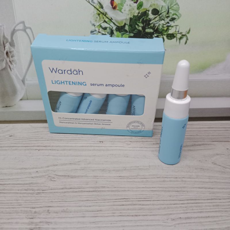 WARDAH LIGHTENING Serum Ampoule