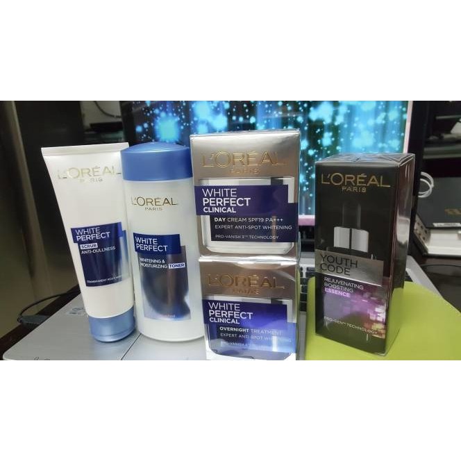 Loreal Paket Hemat Lengkap White Perfect Clinical