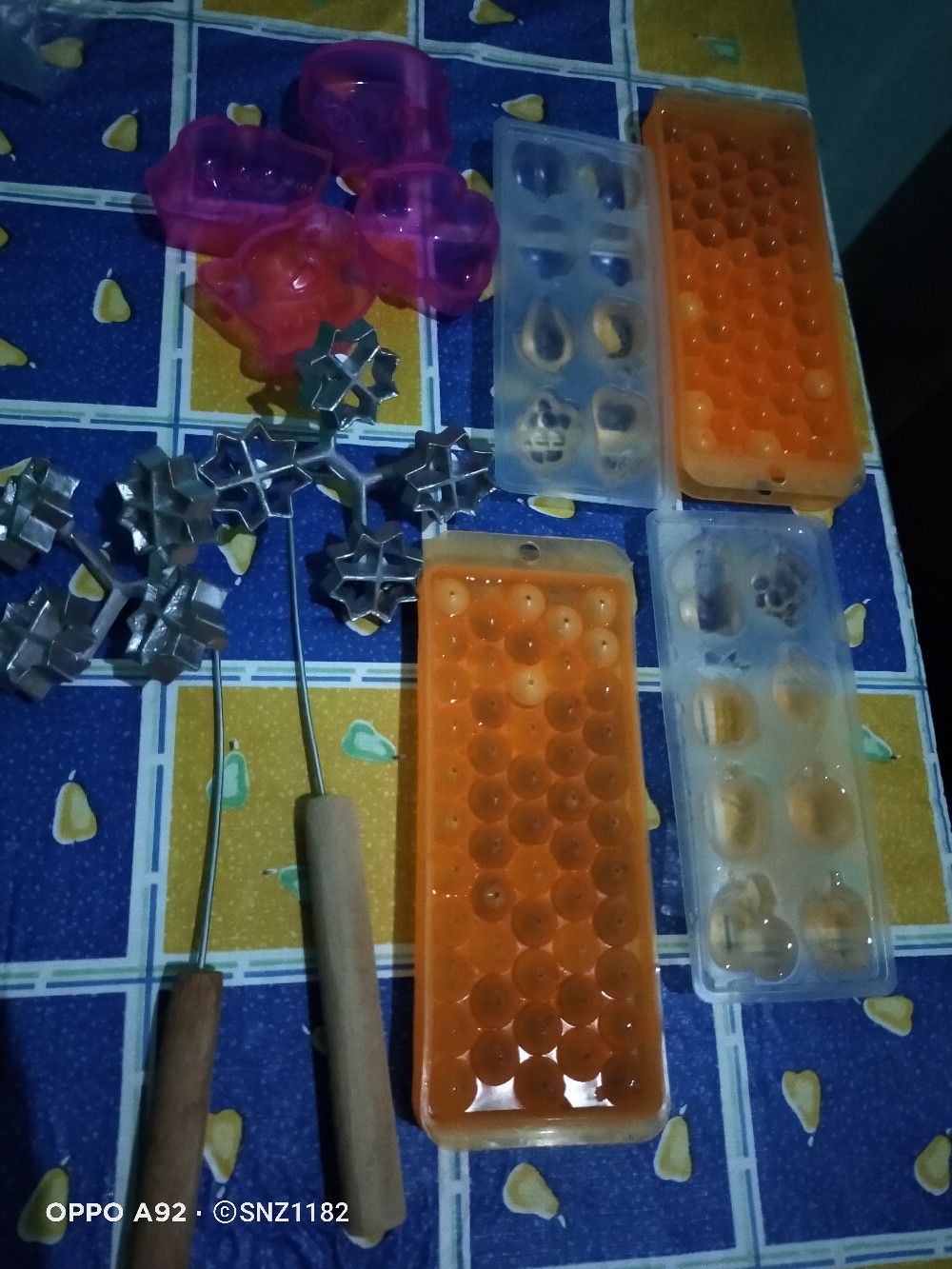 4pcs Cetakan Nasi Bento Puding Bolu Plastik Transportasi Mobil Kereta