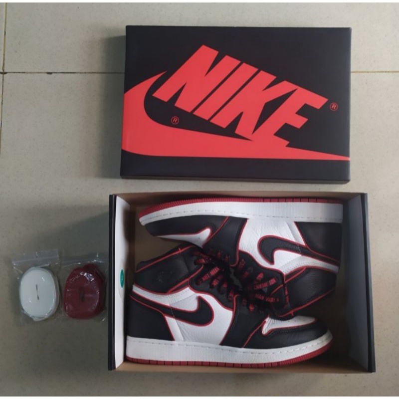 nike air jordan 1 bloodline gs original 100% authentic sneakers