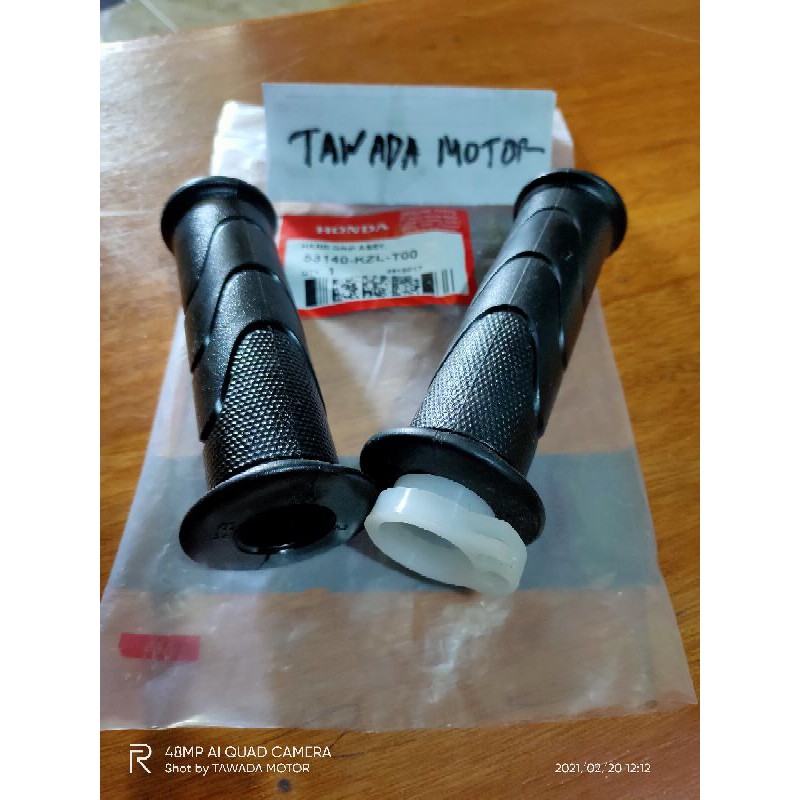 HANDGRIP HANDPAD SET HONDA BEAT FI VARIO FI DUA LUBANG KABEL GAS