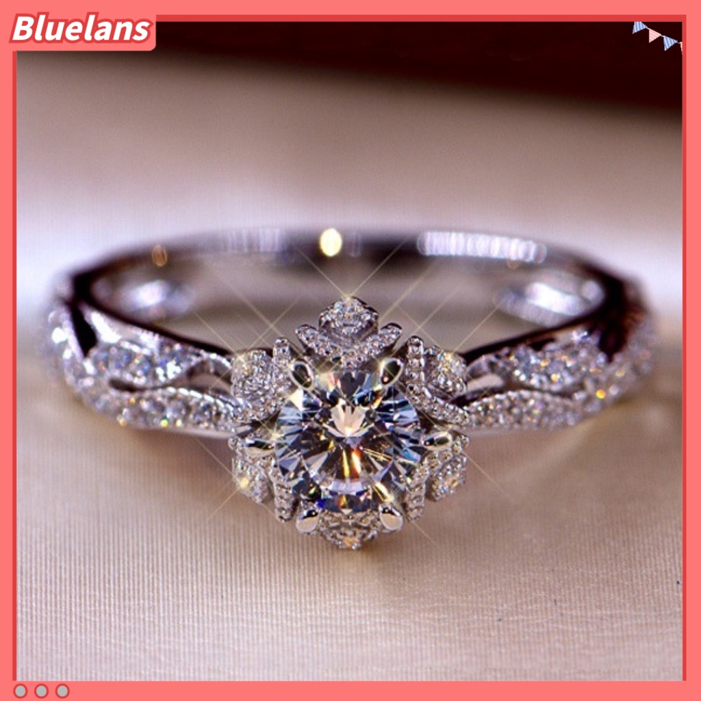 Bluelans Cincin Wanita Bentuk Bunga Aksen Berlian Imitasi Untuk Hadiah Valentine