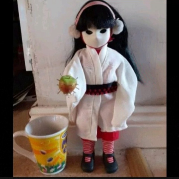 

Unik Super Rare Boneka Little Apple Demon Doll Series1 Limited White Yukata Berkualitas