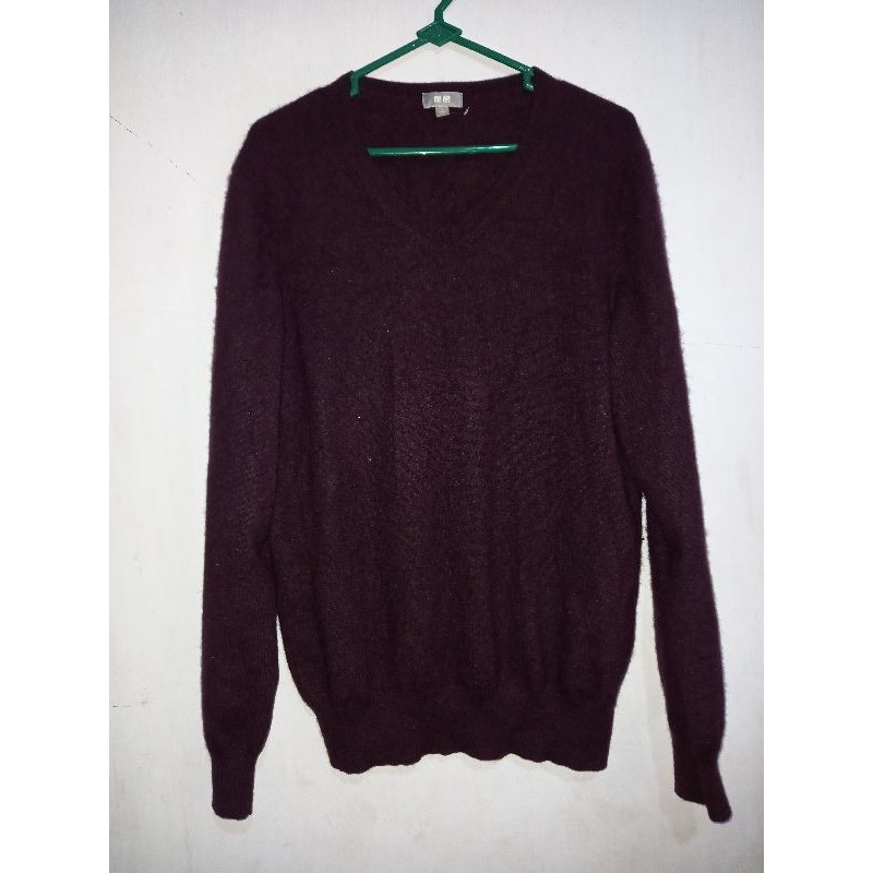 SWEATER RAJUT / SWEATER UNIQLO