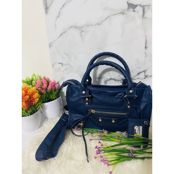 ala Balenciaga preloved