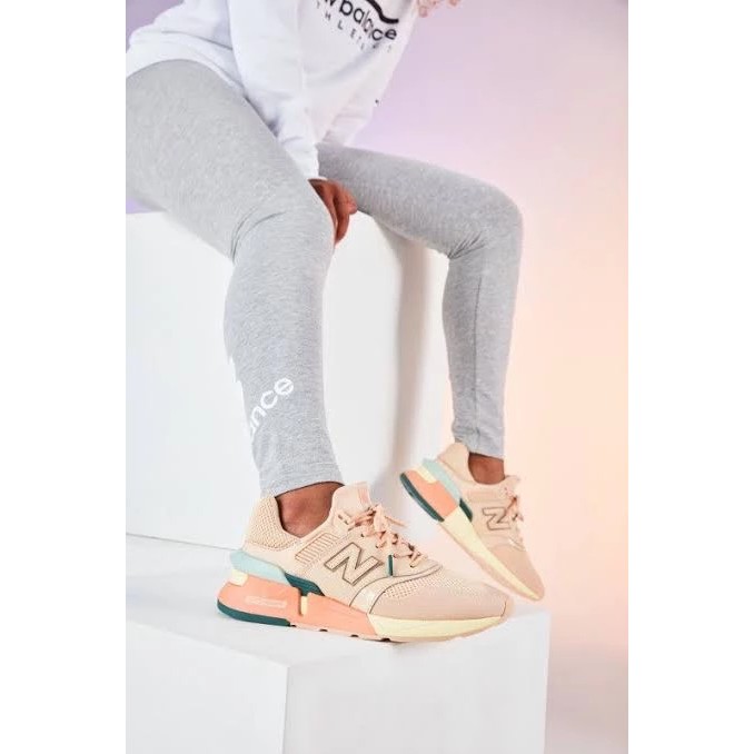 New balance 997s sandstone women