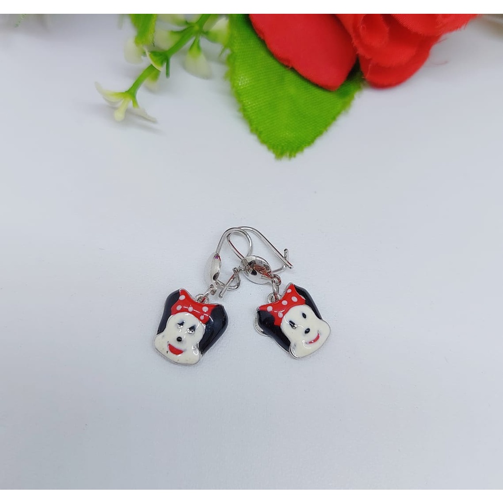 Anting-anting anak A-C