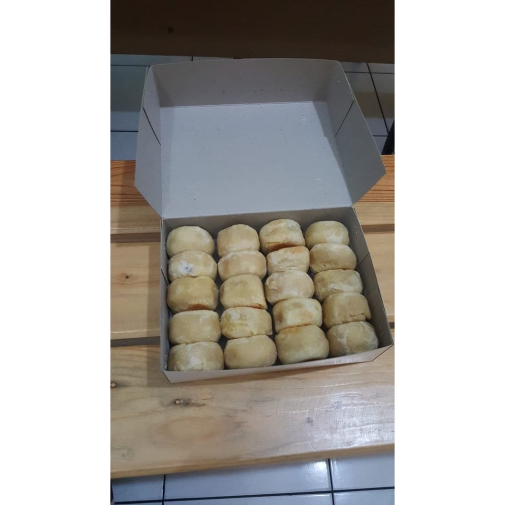 

Bakpia Pathok Rasa Kacang Hijau Isi 20 pcs khas Yogyakarta cmutama