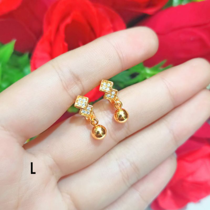 Anting Anak Jepit Permata Zircon Gold