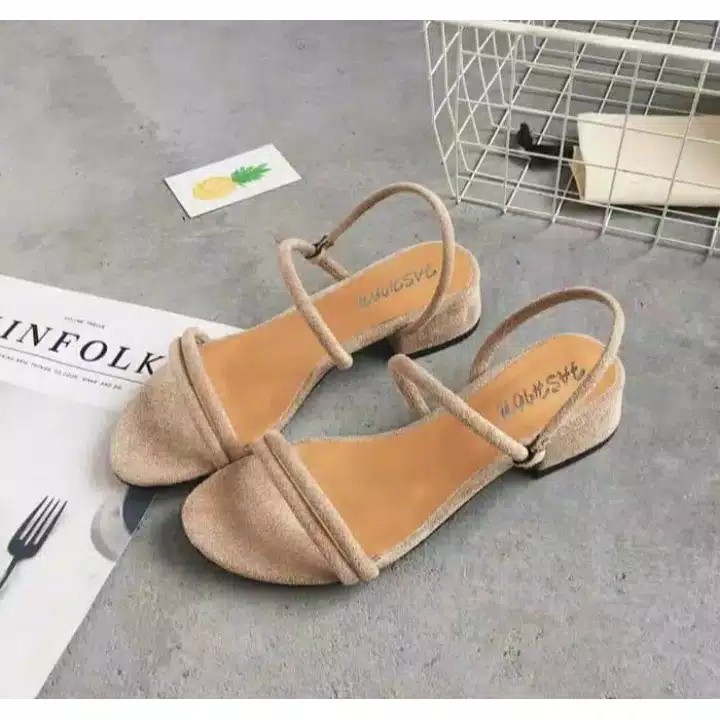 SANDAL wanita hak yoan hels 3cm tali silang teplek mona