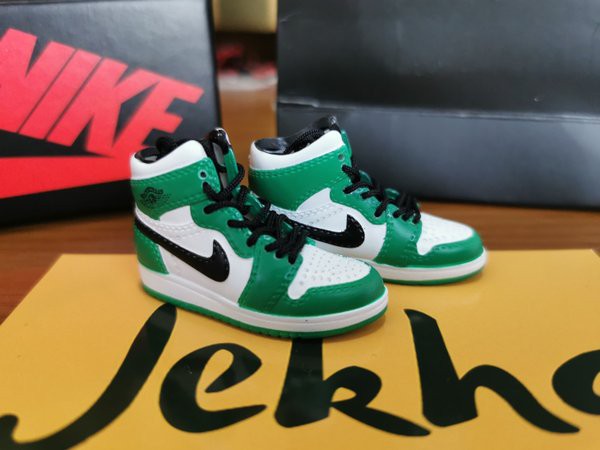 Air Jordan 1 PINE GREEN - 3D Sneakers Keychain Gantungan Kunci