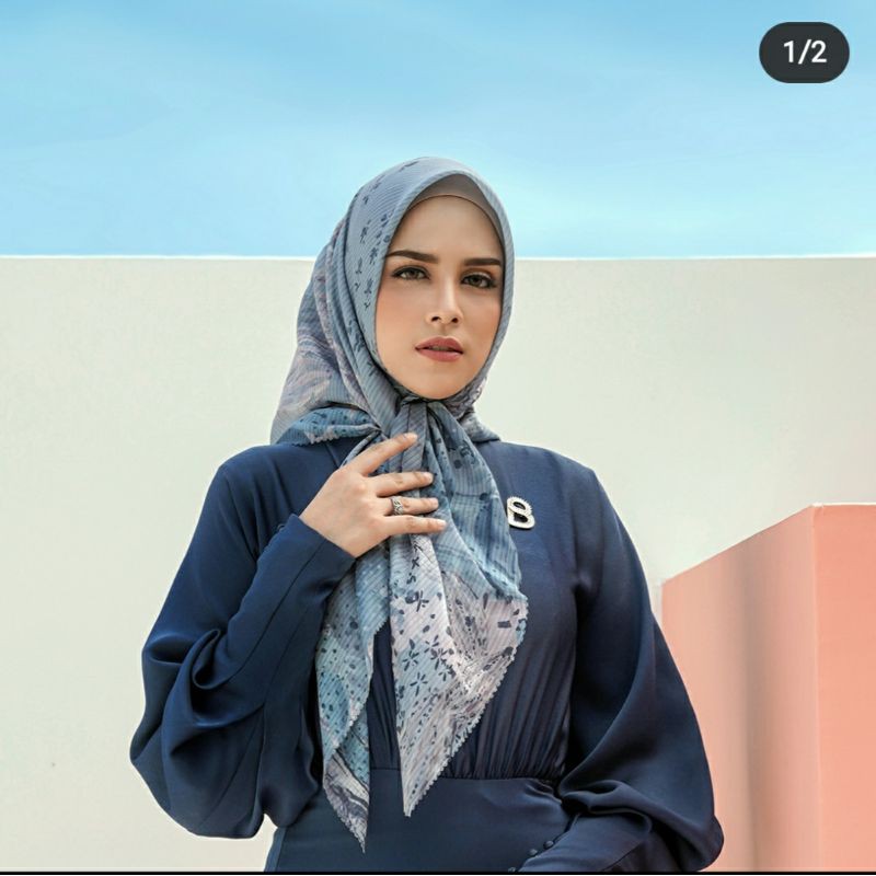 Buttonscarves the opuntia voal - SKY