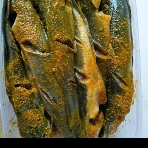 

ikan lele ungkep bumbu kuning 5ekor kecil tinggal goreng