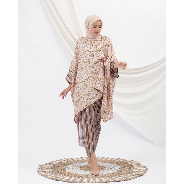 SET KAFTAN BATIK MANIKA
