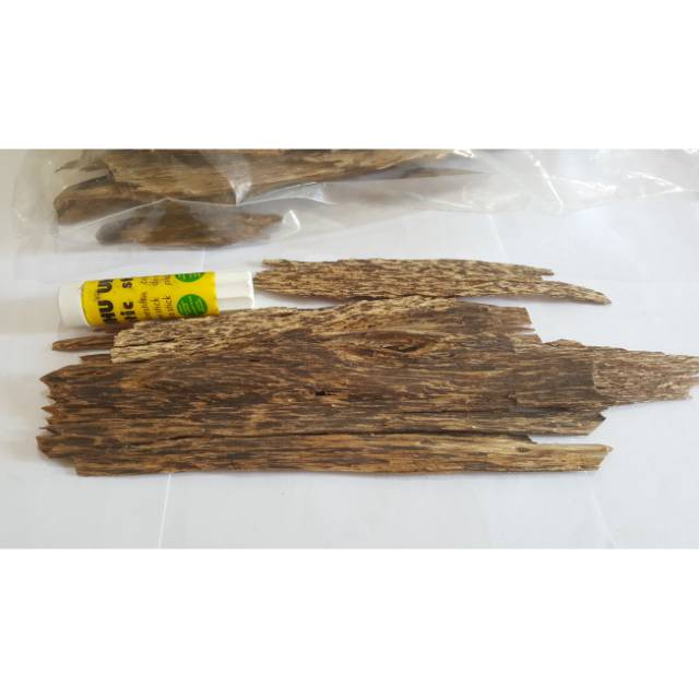 

KULIT GAHARU KALIMANTAN GRADE SUPER