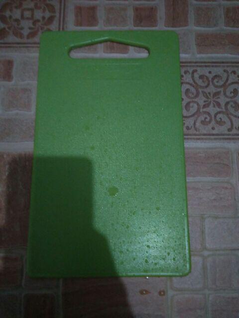 Hopplos Talenan Alas Potong Dapur Plastik Kecil Ringkas