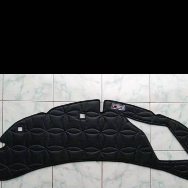 Peredam panas kap mesin mobil honda jazz th 2012