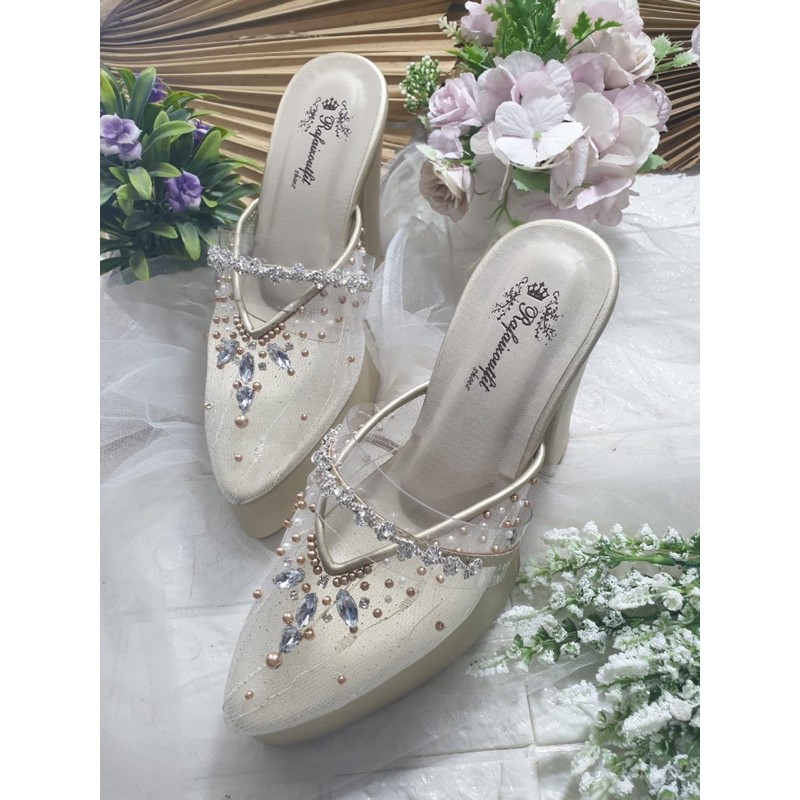 sepatu cantik gold tali asesoris tengah 12cm tahu