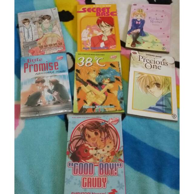 Buku komik manga bekas