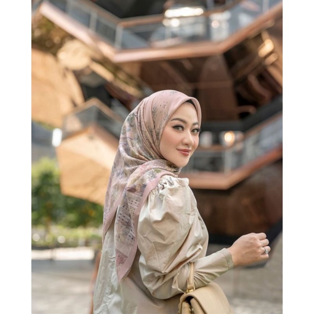 Buttonscarves New York 3 Bowery Voal XL + Frozen Almond Voal XL (All New with Tag. Geser Realpict)