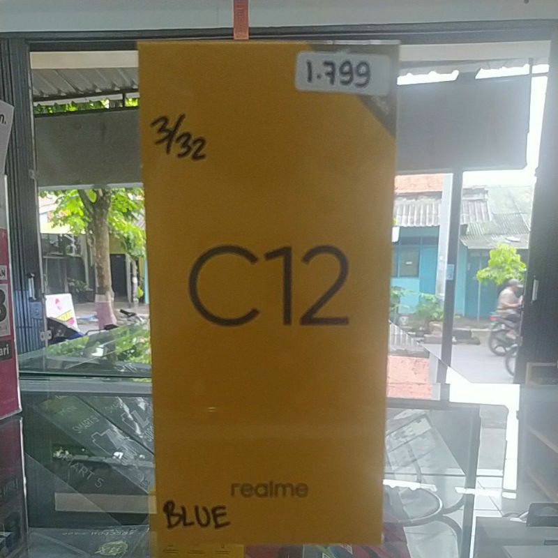 REALME C12 3/32 Garansi Resmi