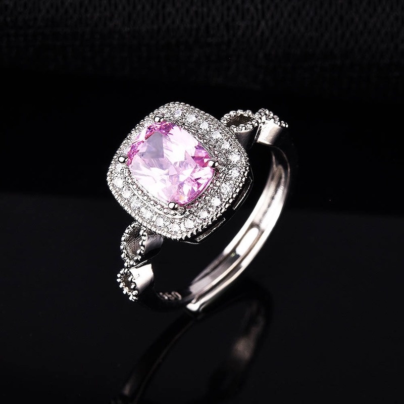 Cincin Berlian Imitasi Warna Kuning Untuk Wanita