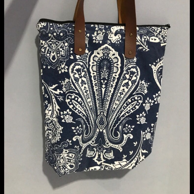 Preloved totebag/yoga bag