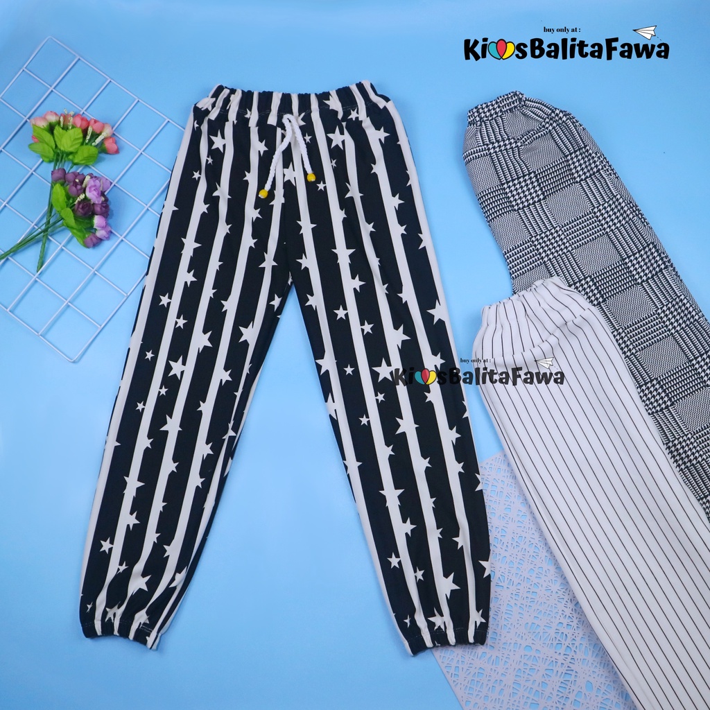 (UNIVERSAL) Jogger White Uk 1-12 Tahun / Celana Panjang Anak Laki Perempuan Grosir Joger Pants Cewek