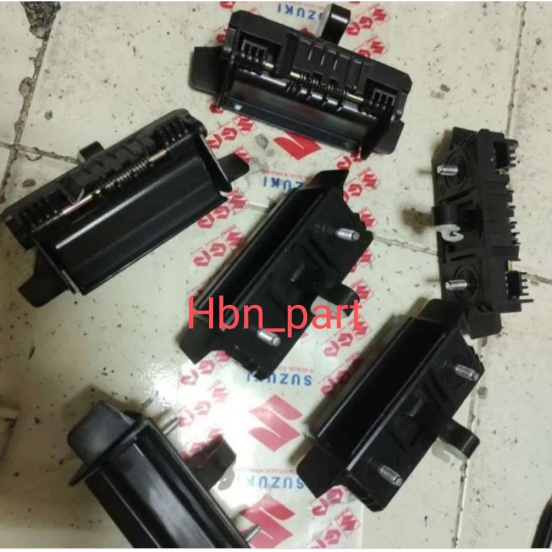 handle belakang bagasi Suzuki Ertiga GA GL GX 2013