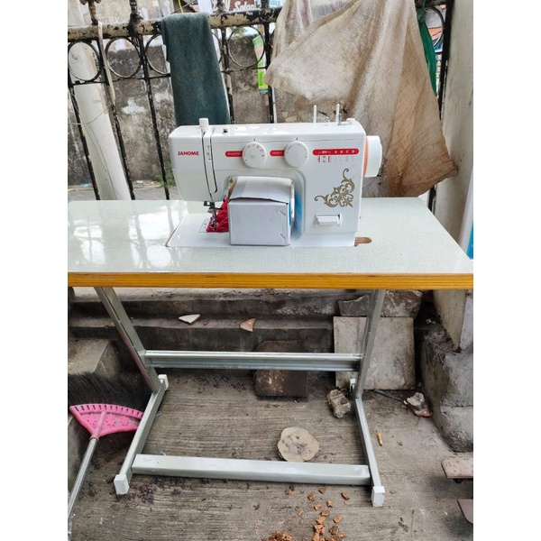 Mesin JANOME Semi Portable 8 Pola