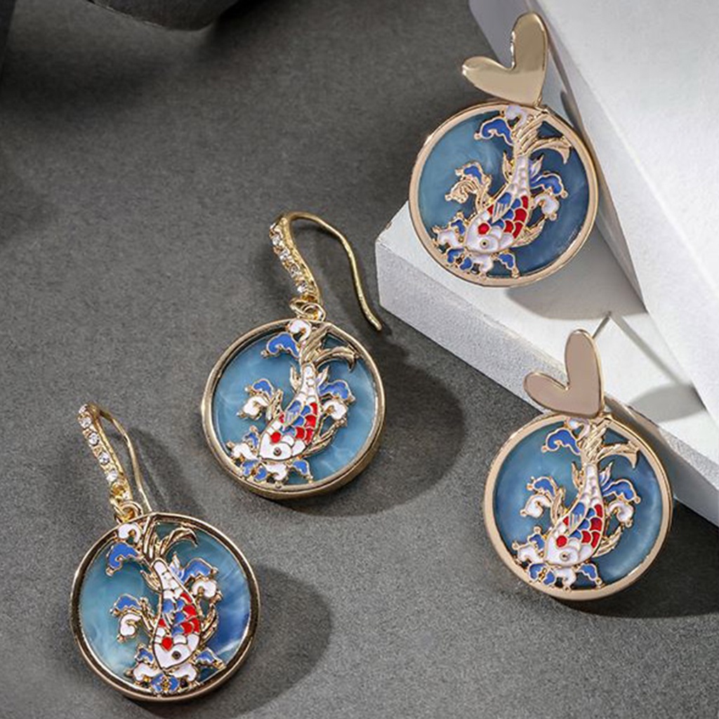Hu Hu Hu Hu Hu Alat Bantu Pasang Kacamata♡ 1 Pasang Anting Kait Bahan Metal Motif Ikan Gaya China Untuk Wanita