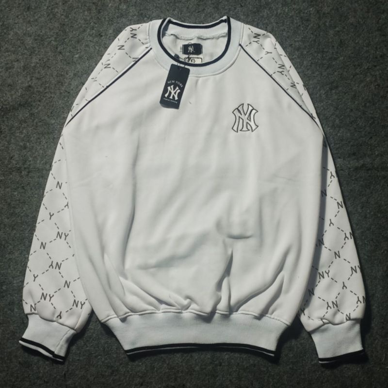 sweater crewneck pria new era premium/crewneck NY